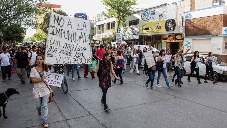 Las denuncias por abusos aumentan y llegan al 16%