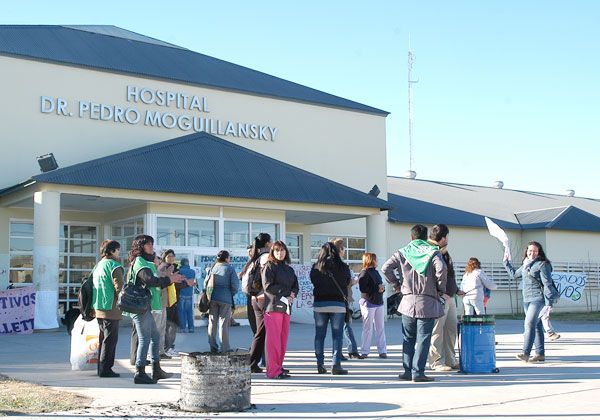 ATE advierte con endurecer protesta en el hospital