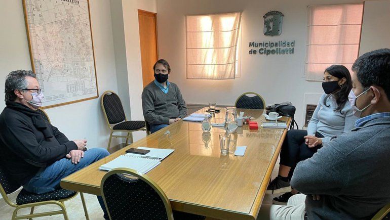 El Municipio analiza el proyecto de construcción de viviendas de emergencia