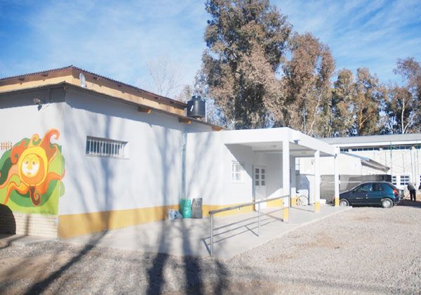 La Escuela 45 promueve la alfabetización científica