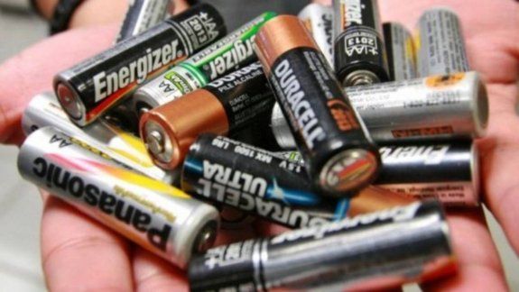 Las pilas son un artículo de mucho consumo por la población.&nbsp;