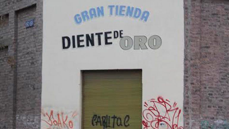 Diente de Oro es hoy sólo una fachada que intenta mantenerse.