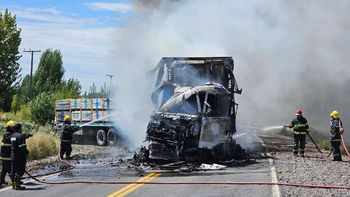 El impactante choque se registró en la curva, a kilómetros del ingreso a Cervantes.