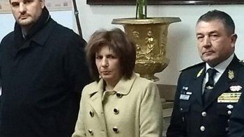 bullrich fue despeinada a una conferencia y se convirtio en meme
