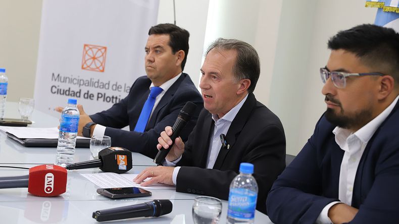 Tragedia en la Ruta 22: murió un joven arrollado por un camión - Image 3