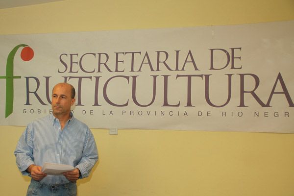 Un productor debe invertir unos 10 mil dólares anuales por hectárea”