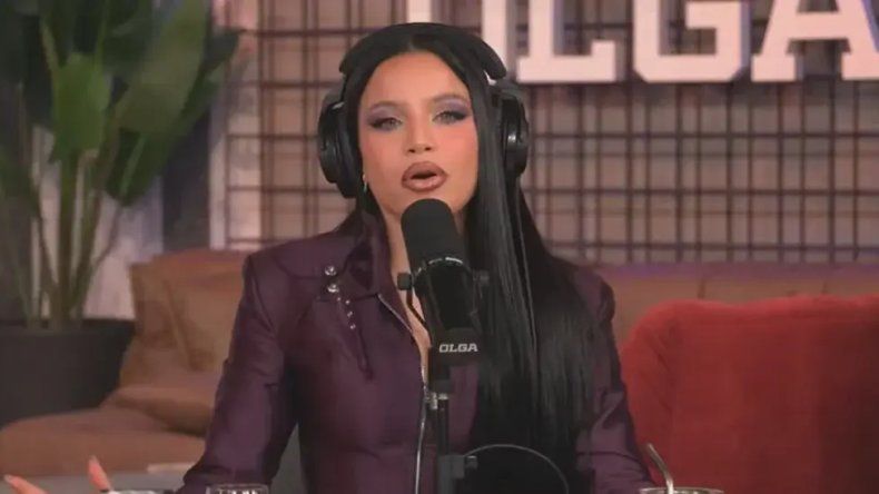 Emilia Mernes se cansó de las críticas a su música: Si quieren algo profundo, lean un libro.