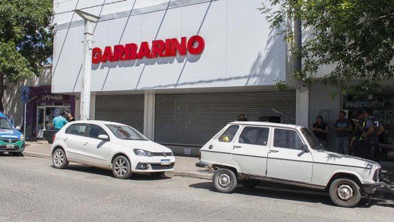 Temor en Cipolletti por la amenaza de cierre de Garbarino