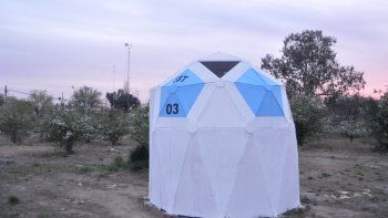 Al magnetómetro se le construyó hace unos días un domo para protegerlo de la intemperie y cuidar más sus registros.