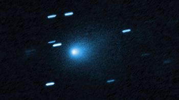Gran atención y controversia ha suscitado la aparición del cometa 3I/Atlas. Se trata de un objeto celeste de características muy particulares. El planetarista Denis Martínez rechaza la posibilidad de que sea una nave alienígena, como creen algunos.