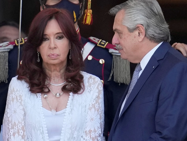 Tensa calma: Cristina difundió una carta que embiste al Presidente