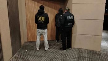 Le perforaron un pulmón de una puñalada en la universidad: la trama detrás de un ataque premeditado. | LMCipolletti.com Le perforaron un pulmón de una puñalada en la universidad: la trama detrás de un ataque premeditado.