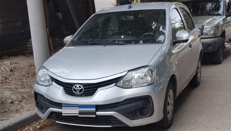 Robaron un auto en Cipo y lo abandonaron en Allen