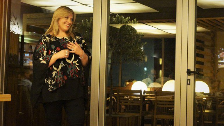 Karina Maureira presenta su espectáculo en Cipolletti