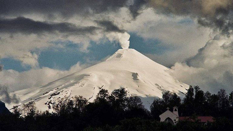Volcán Villarrica: Protección Civil de Bariloche alertó sobre información falsa