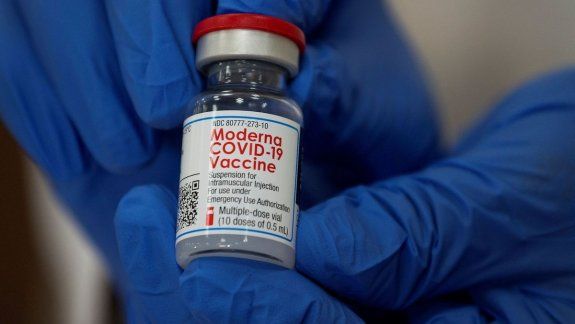 Nación firmó un acuerdo con Moderna por 20 millones de dosis