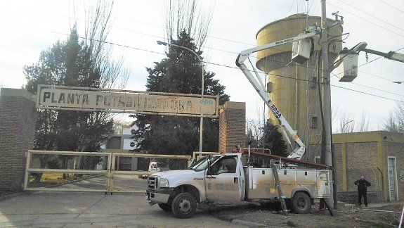 Dos importantes obras eléctricas mejorarán el servicio en Cipolletti