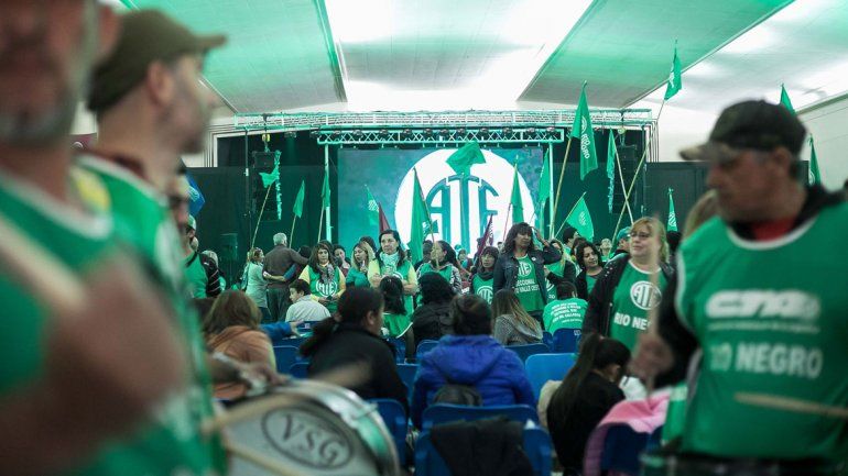 Más de 1500 afiliados a ATE estuvieron ayer en el Círculo Italiano.
