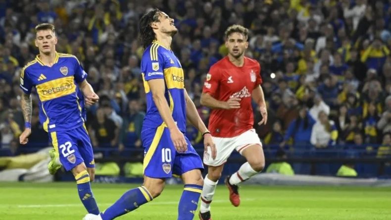Con Cavani lesionado: así formaría Boca en el Monumental para el clásico