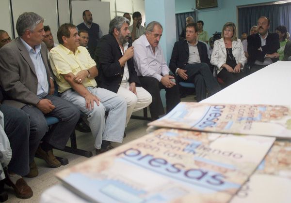 Técnicos del ORSEP explicaron cómo funcionan las represas
