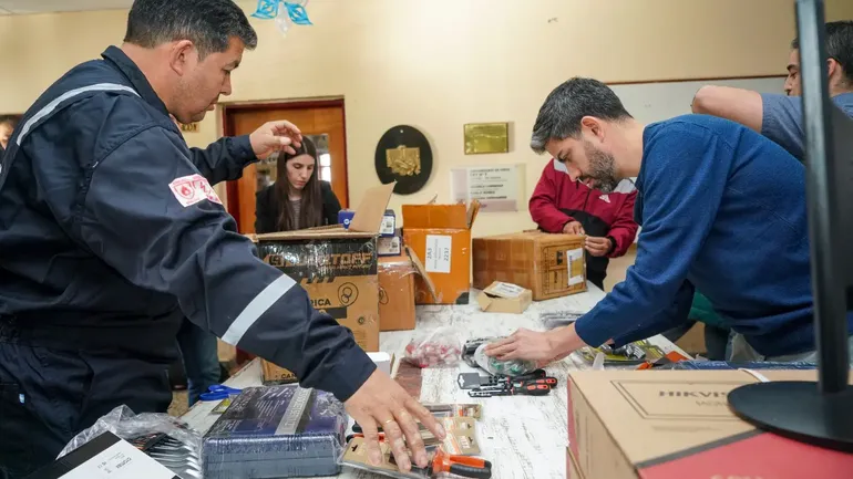 La propuesta está destinada a los estudiantes de 4to año de la Escuela de Jóvenes, 5to de las ESRN y 6to año de las CET. 