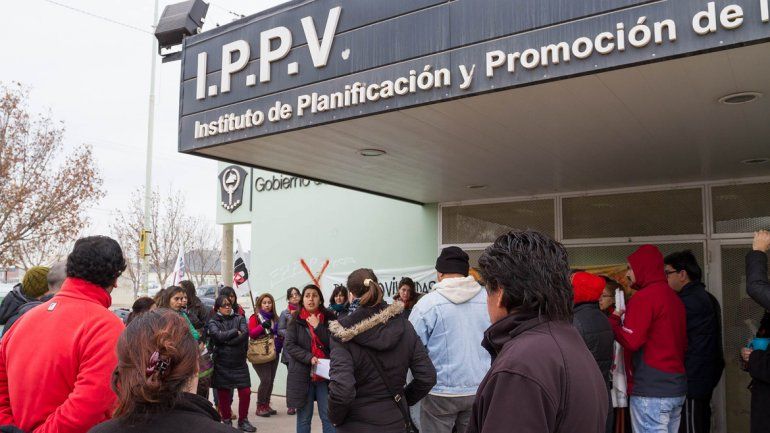 Unter se reunió con Barragán para avanzar en el plan de viviendas