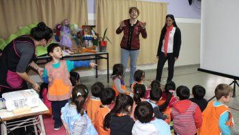 Ambiente les da clases de ecología a los más chiquitos