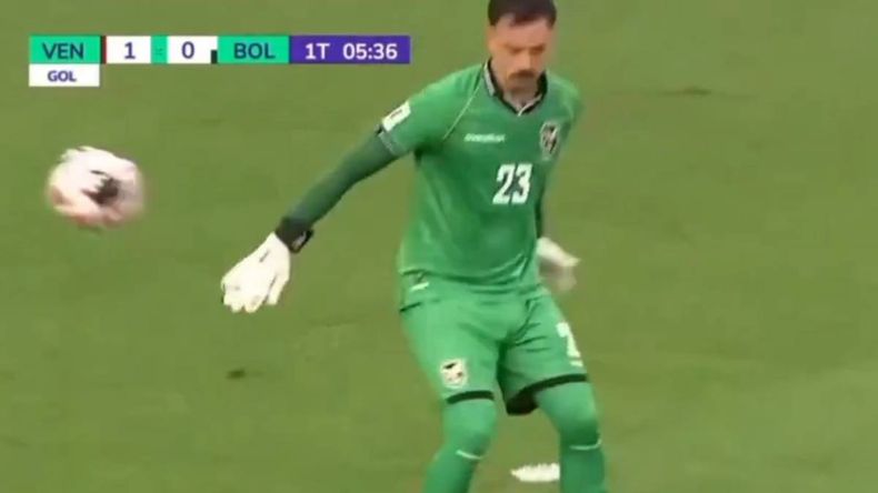Video: el polémico gol en contra del arquero de Bolivia que podría dejarlo fuera del Mundial