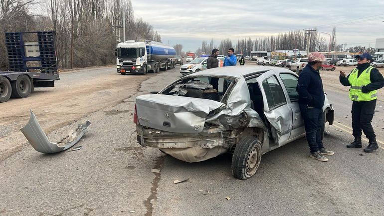 El personal del SIARME atendió a uno de los conductores en estado de shock.&nbsp;