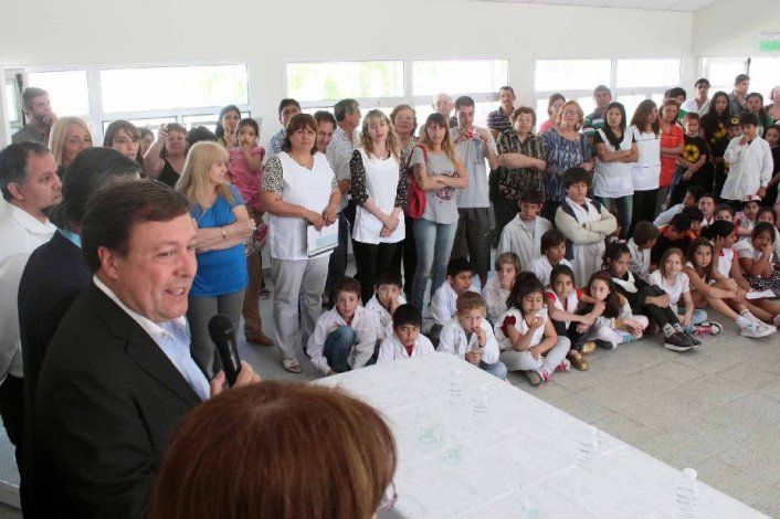 El gobernador confirmó que hoy se lanzó la licitación para la obra del nuevo hospital de la villa marítima.
