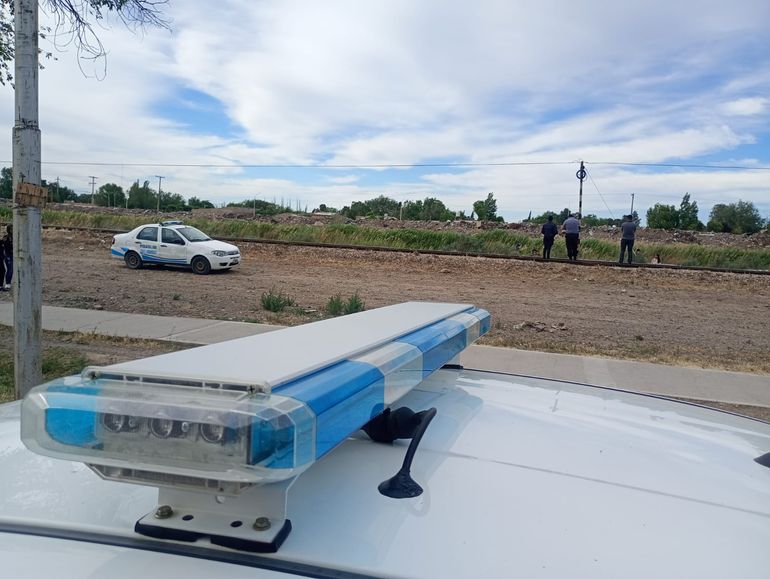 Se presume que el hombre estaba en situación de calle y dormía en medio de los juncos.&nbsp;