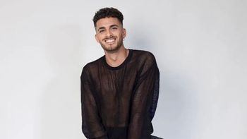 El joven bailarín neuquino Fernando Lombardo descubrió para su felicidad que su arte tiene mucha demanda y es bien pagado en el mundo del turismo y el entretenimiento del exterior. El joven bailarín neuquino Fernando Lombardo descubrió para su felicidad que su arte tiene mucha demanda y es bien pagado en el mundo del turismo y el entretenimiento del exterior.