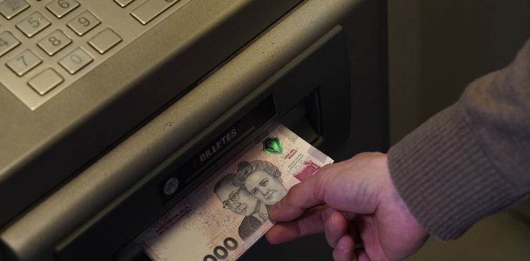 Los cambios que tendrán los cajeros automáticos para extraer dinero en todo el país