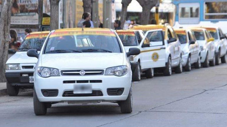 Se tomó un remis en San Juan, sufrió un accidente y deberán pagarle más $600 mil