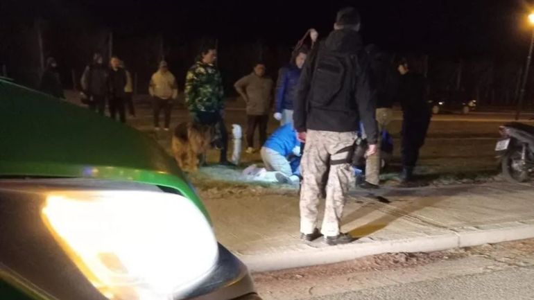 La mujer murió en el lugar a pesar del intento por reanimarla. Foto gentileza ANRoca.