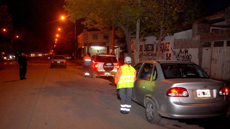 La madrugada del feriado derivó en el secuestro de 12 autos por distintas irregularidades.
