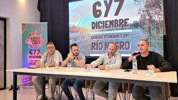 Fernández Oro se prepara para su campeonato de asadores. Fernández Oro se prepara para su campeonato de asadores.