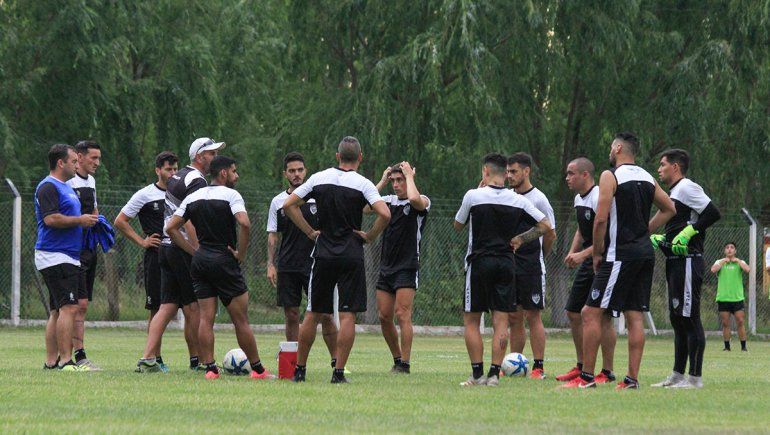 Coronel dejó en claro que estaba esperando al 9
