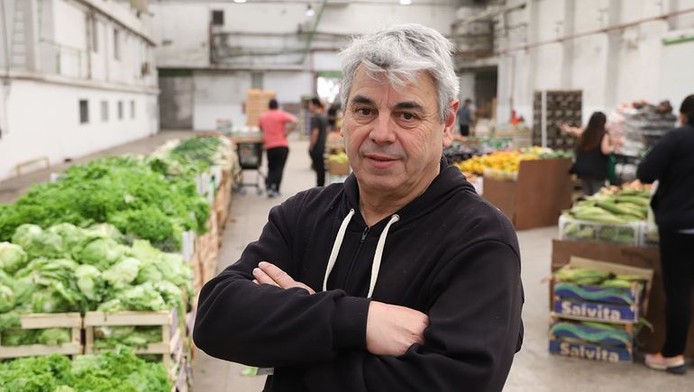 El incansable Luis Campolongo, encargado del Mercado de Frutas y Verduras. 
