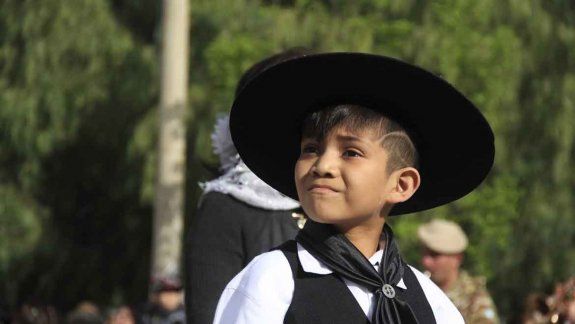 asi se vivio el tradicional desfile por el aniversario de cipo