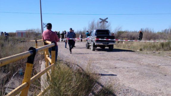 Roca: murieron un nene y su abuela al chocar con un tren