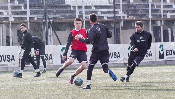 Un Cipo súper ofensivo para el clásico con Roca
