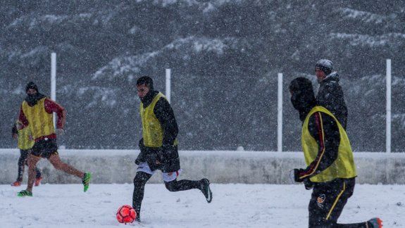 La práctica de fútbol del jueves del plantel barilochense.