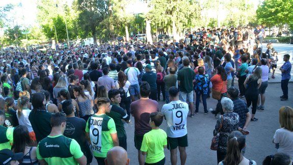 Una multitud reclamó justicia por Joaquín Vinez 