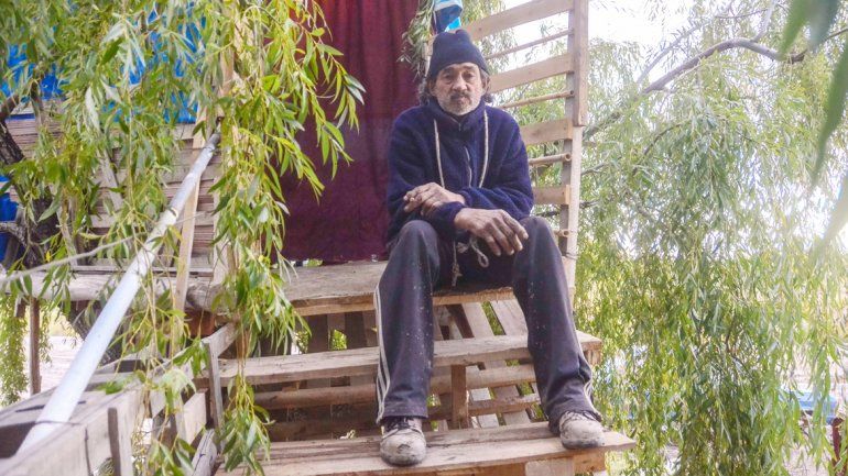 Miguel Tarzán Fernández lucha para que no lo desalojen.