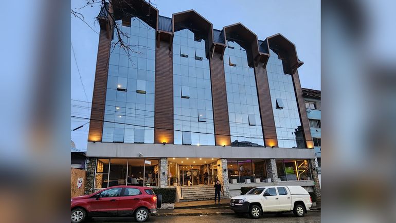 Bariloche: investigan el presunto abuso sexual que habría sufrido una egresada neuquina en un hotel