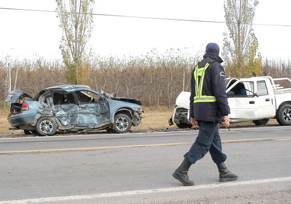 Un muerto en un choque en Cinco Saltos