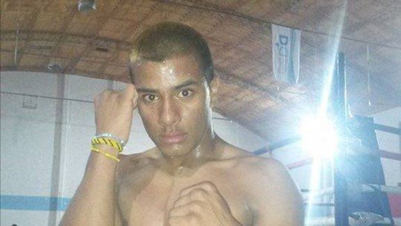 Javier Vidal ganó sobre el cuadrilátero el sábado por la noche.