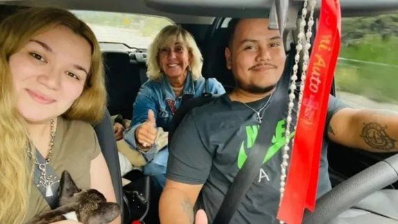 Pararon para auxiliar a un auto y conocieron a Georgina Barbarossa