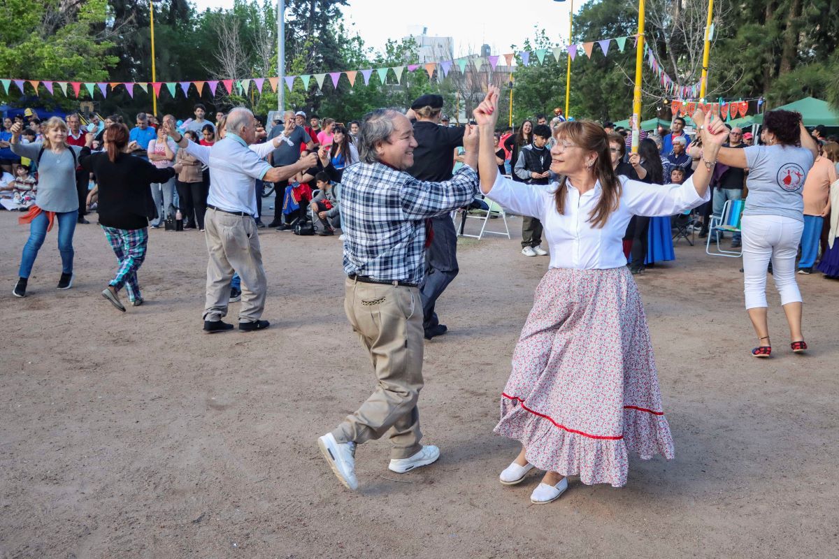 Cipolletti disfruta de una semana a puro folklore: como sigue el programa